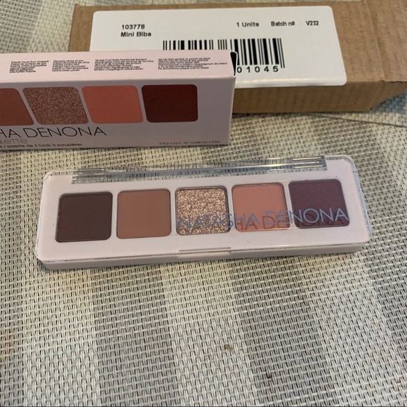 Host Pick 🎉🎉 Mini BIBA palette Natasha Denona - Picture 3 of 6